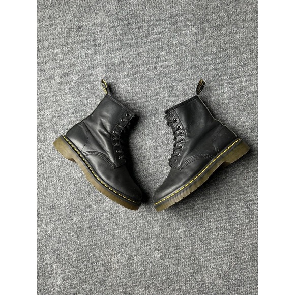 Dr. Martens Shoes - Womens Leather Dr. Martens 1460W Black 8-Eye Combat Boots, Size US 6